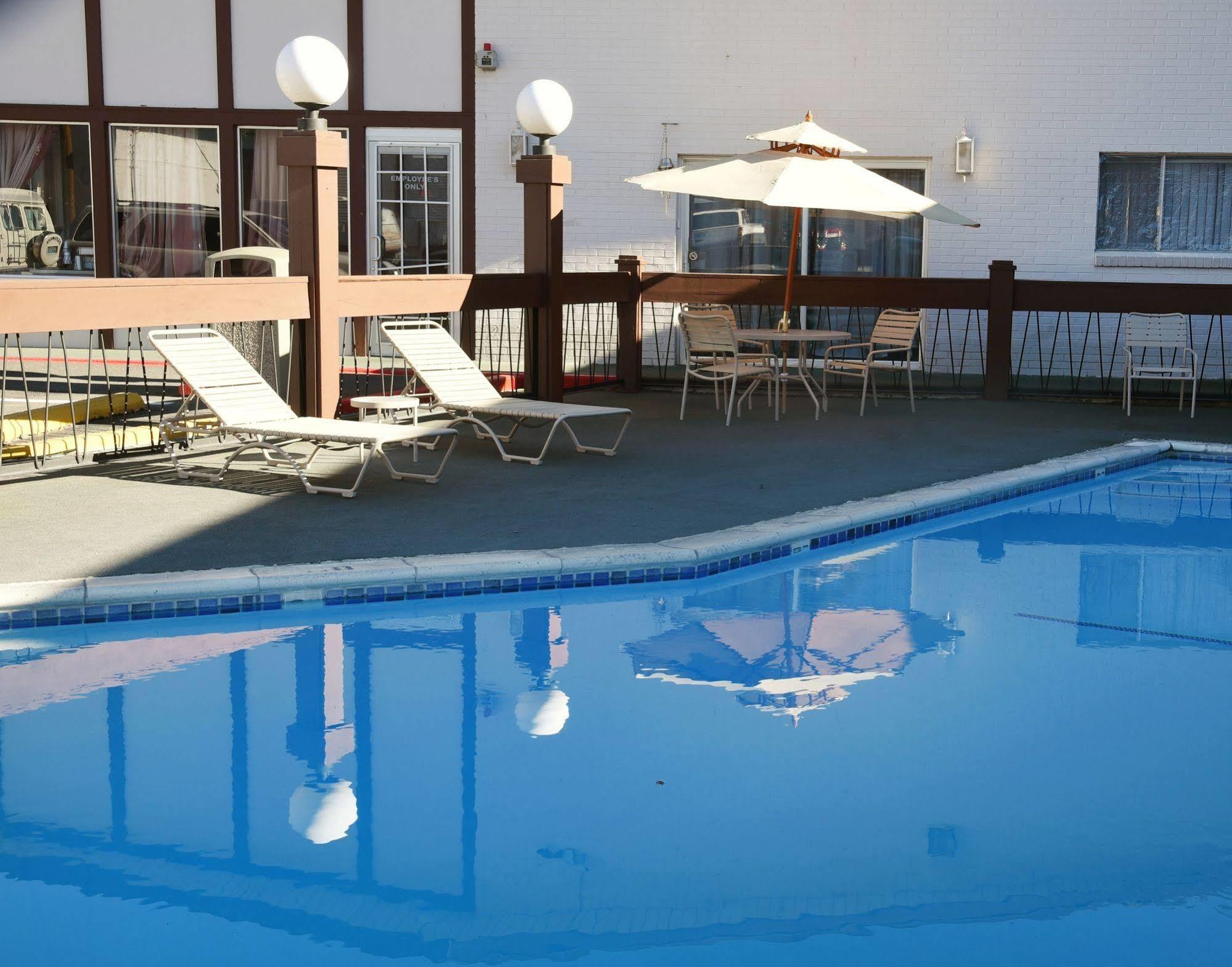 Thunderbird Motel Elko Ngoại thất bức ảnh